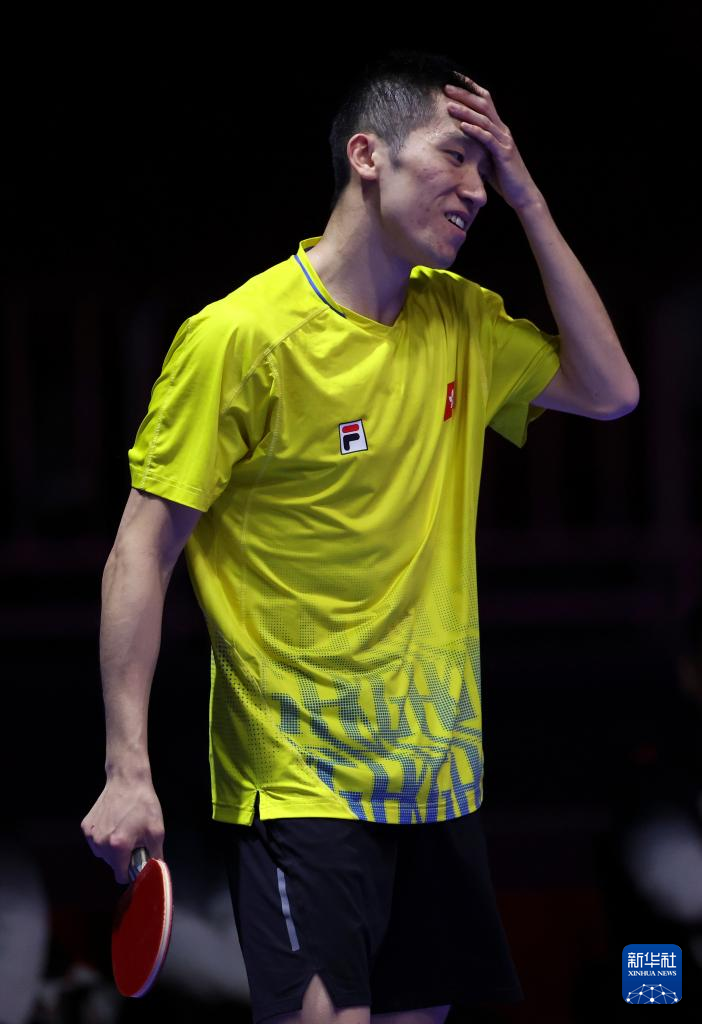 而卢卡库虽 而卢卡库虽