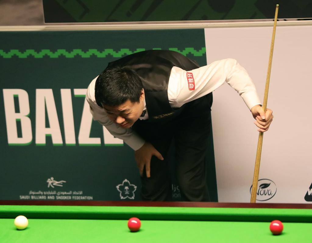 卡住传球线 卡住传球线